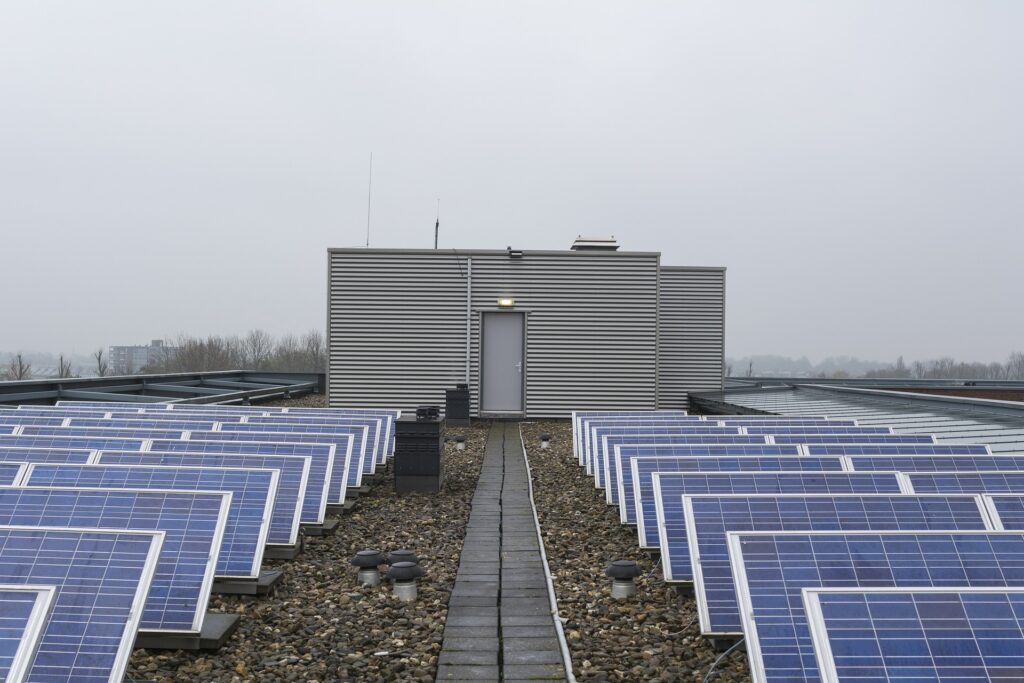 baterías paneles solares